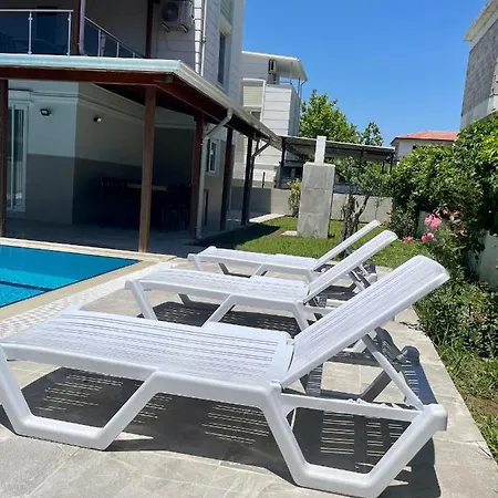 Anfora Villalari ヴィラ