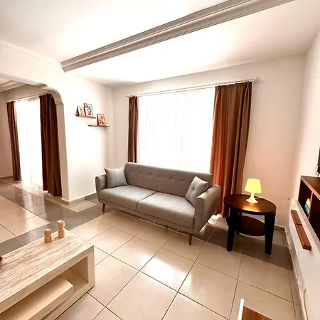 Anfora Villalari Villa *