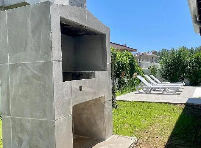 Vilă Anfora Villalari *