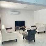 Anfora Villalari Villa